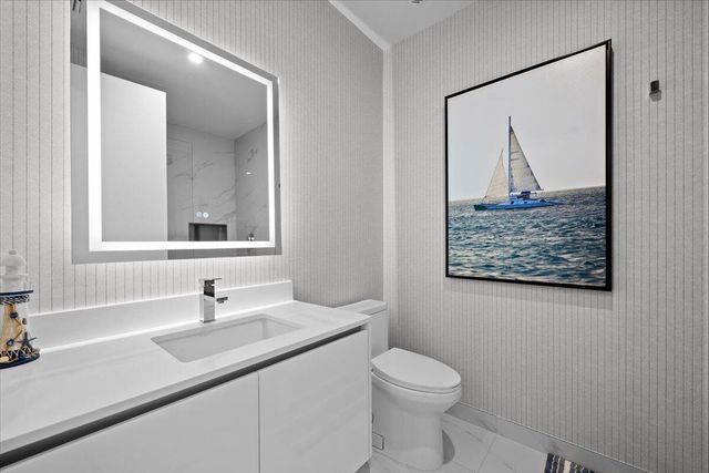 220 Lake Shore Drive 1401, Lake Park, FL 33403