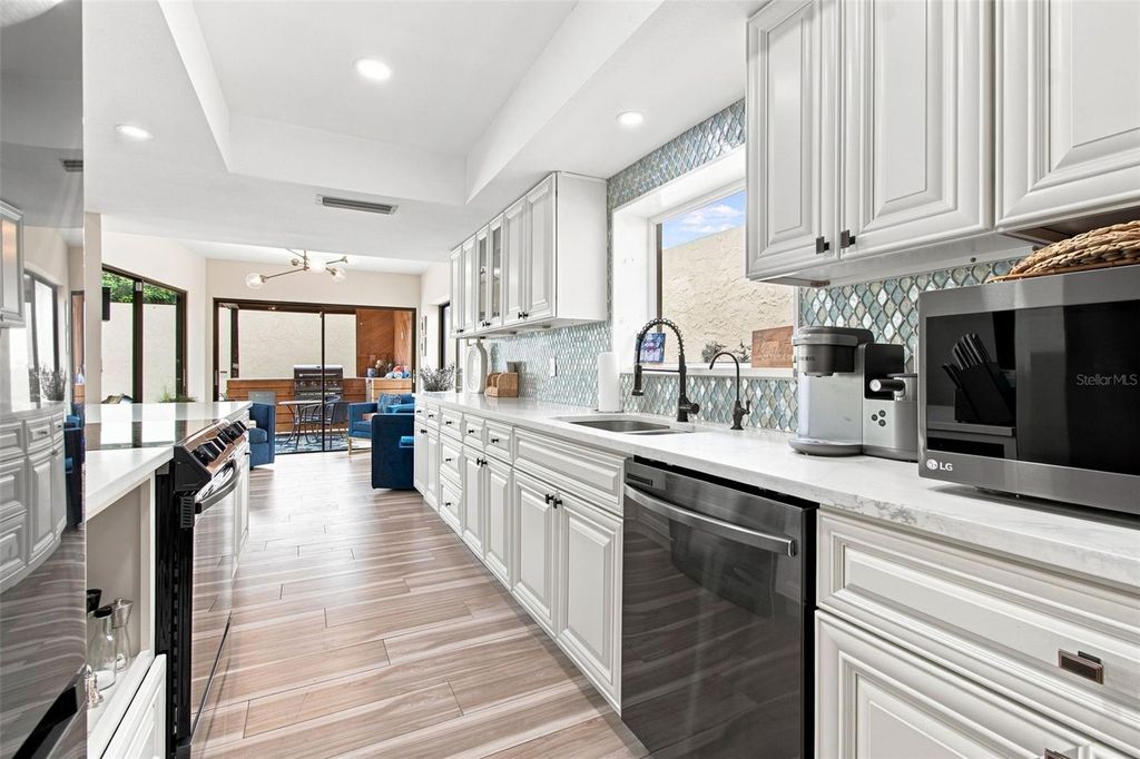 Image 21 of property listing at 5005 PALOMA DRIVE, Tampa, FL 33624