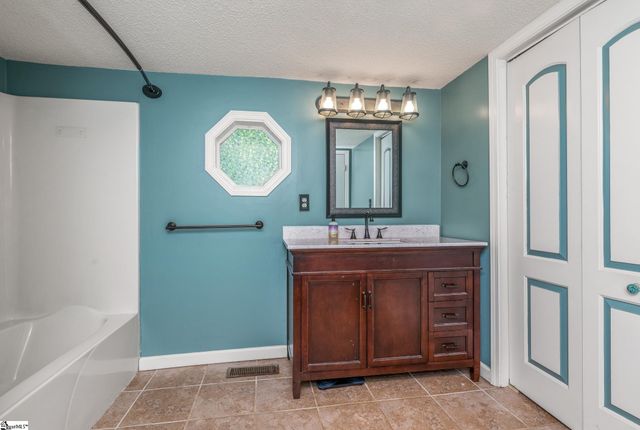 200 Maplecroft Street, Liberty, SC 29657