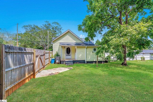 200 Maplecroft Street, Liberty, SC 29657