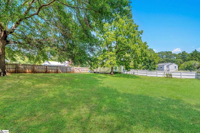 200 Maplecroft Street, Liberty, SC 29657