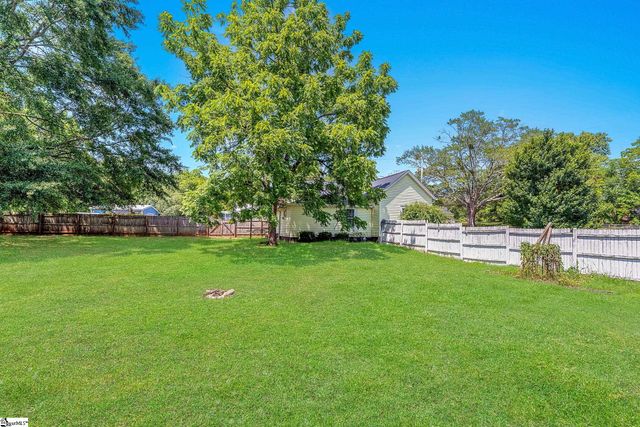 200 Maplecroft Street, Liberty, SC 29657