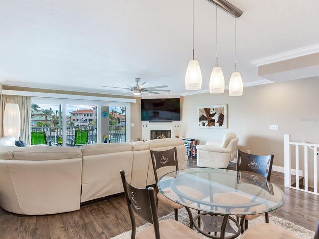 521 PINELLAS BAYWAY S 107, St Petersburg, FL 33715