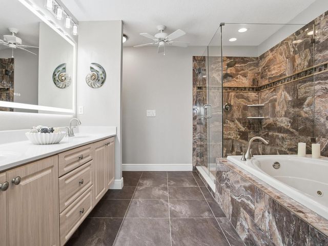 521 PINELLAS BAYWAY S 107, St Petersburg, FL 33715