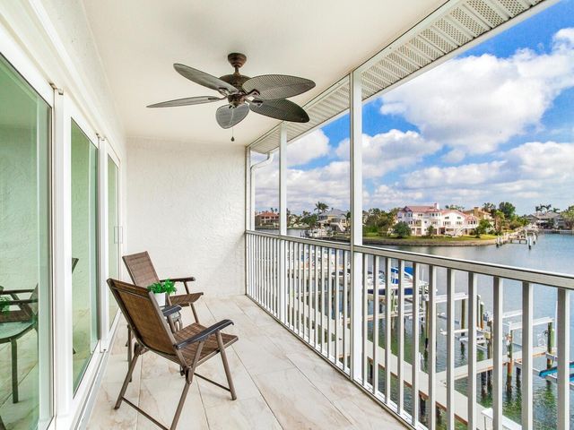 521 PINELLAS BAYWAY S 107, St Petersburg, FL 33715