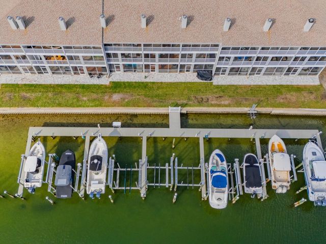 521 PINELLAS BAYWAY S 107, St Petersburg, FL 33715