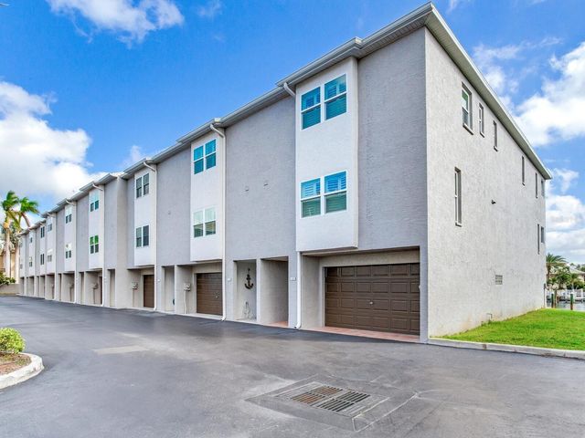 521 PINELLAS BAYWAY S 107, St Petersburg, FL 33715