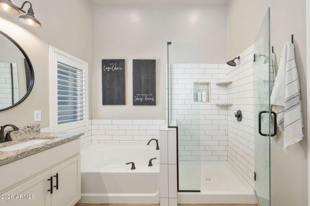 6450 E SADDLEHORN Circle, Hereford, AZ 85615