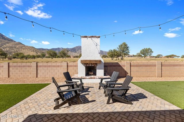 6450 E SADDLEHORN Circle, Hereford, AZ 85615