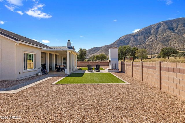 6450 E SADDLEHORN Circle, Hereford, AZ 85615