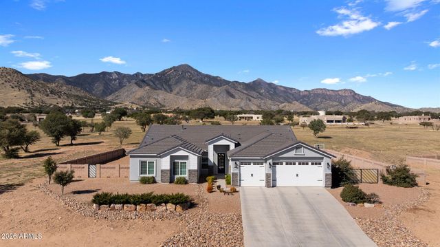 6450 E SADDLEHORN Circle, Hereford, AZ 85615