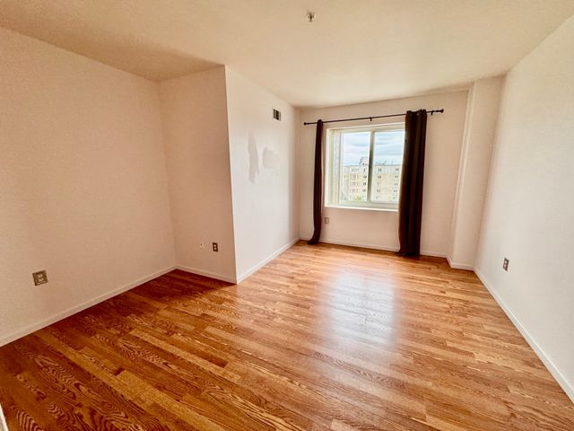 1 Cityview Ln 804, Quincy, MA 02169