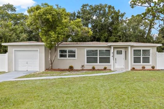 4610 N LINCOLN AVENUE, Tampa, FL 33614