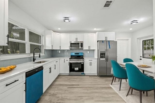4610 N LINCOLN AVENUE, Tampa, FL 33614