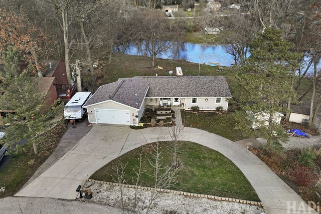 1512 W Oakleaf Drive, Johnsburg, IL 60051