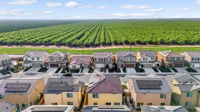 367 Talus Way S, Madera, CA 93636