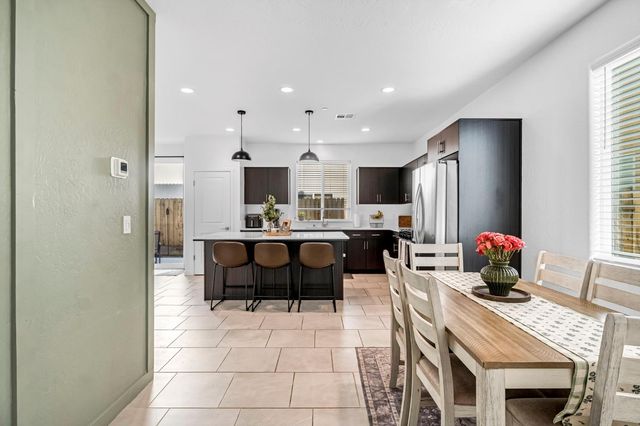 367 Talus Way S, Madera, CA 93636