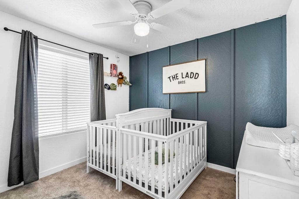 Image 22 of property listing at 367 Talus Way S, Madera, CA 93636