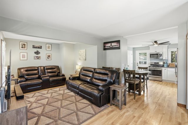 11224 Front Street, Mokena, IL 60448