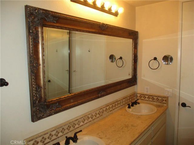 29161 Isleta Court, Cathedral City, CA 92234