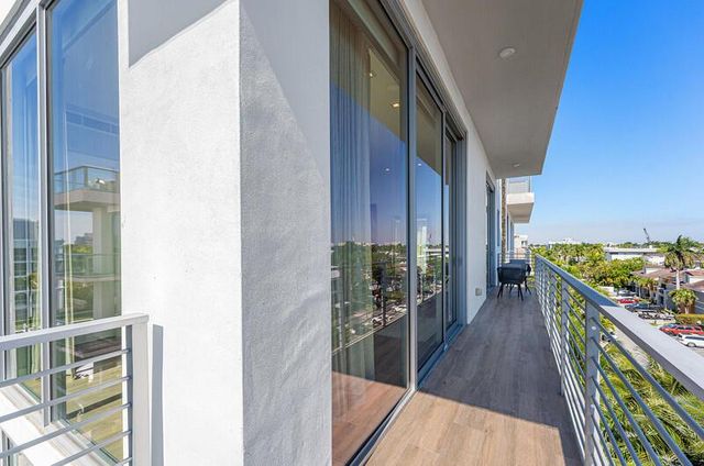 41 Isle Of Venice Drive Ph 502, Fort Lauderdale, FL 33301