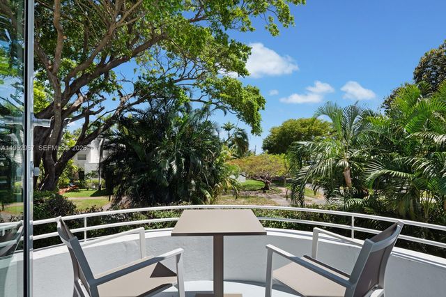 4580 Post Avenue, Miami Beach, FL 33140