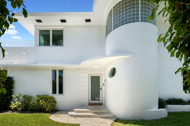 4580 Post Avenue, Miami Beach, FL 33140