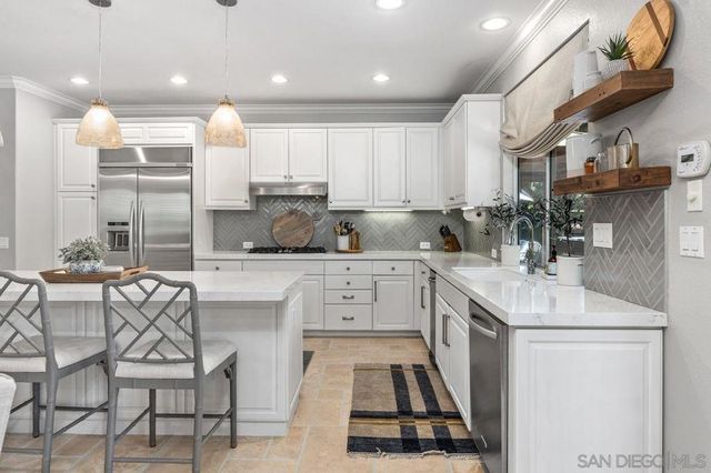 12113 Travertine Ct, Poway, CA 92064