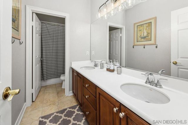 12113 Travertine Ct, Poway, CA 92064