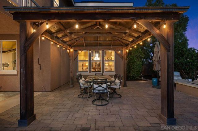 12113 Travertine Ct, Poway, CA 92064