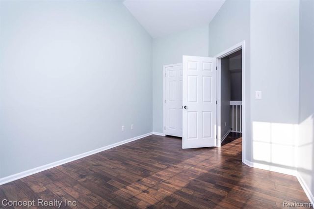 2851 Biddle Avenue, Wyandotte, MI 48192