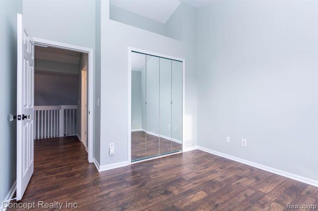 2851 Biddle Avenue, Wyandotte, MI 48192