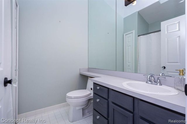 2851 Biddle Avenue, Wyandotte, MI 48192