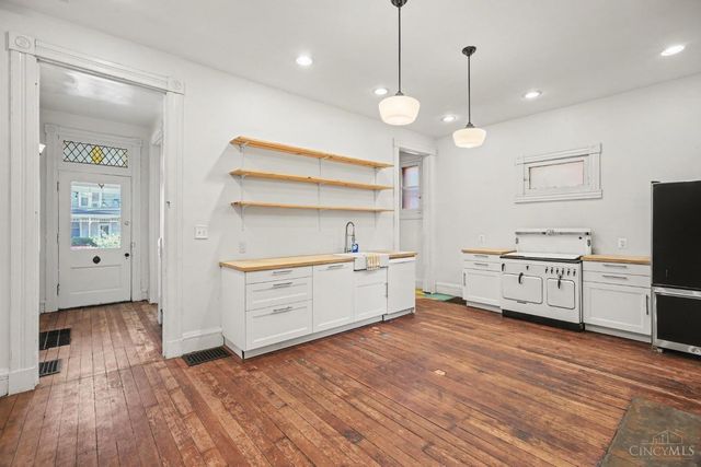 1412 Apjones Street, Cincinnati, OH 45223