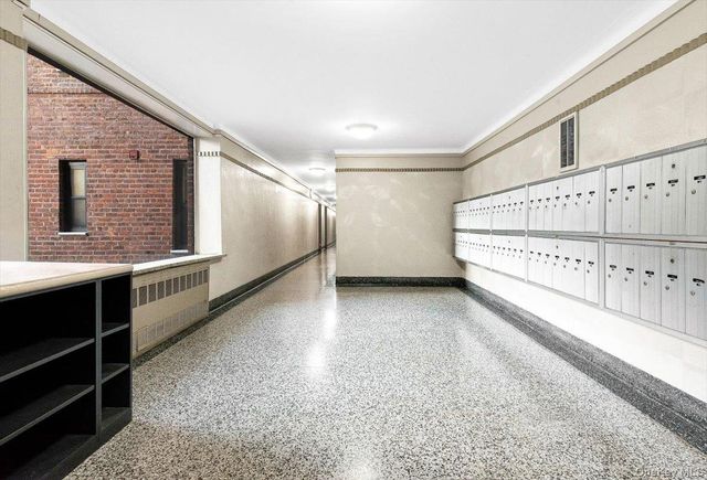 100-11 67th Road 421, Forest Hills, NY 11375
