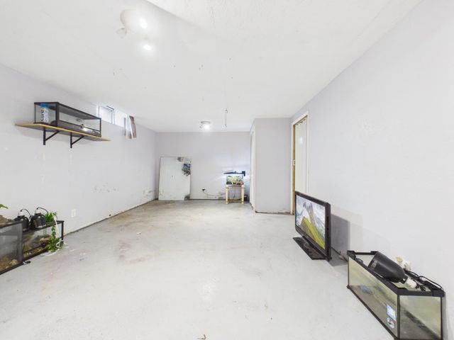 6861 E Trinity Cir, Wichita, KS 67211