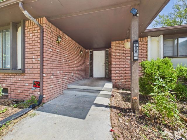 6861 E Trinity Cir, Wichita, KS 67211