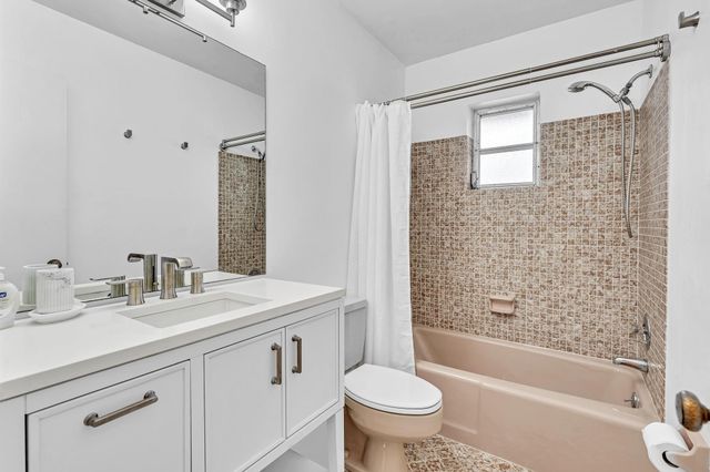 313 NW 42nd Street, Boca Raton, FL 33431