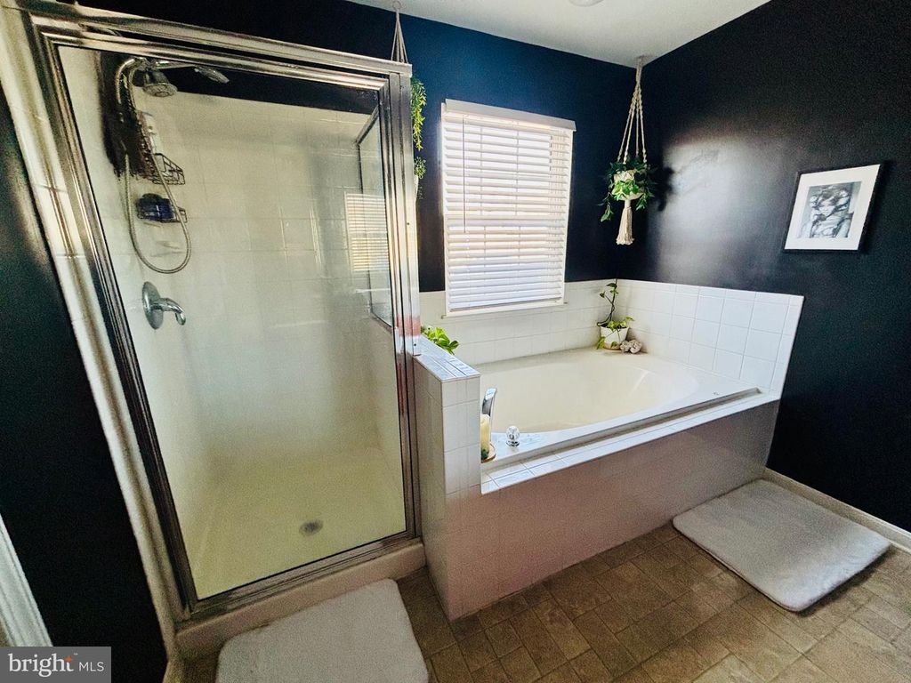 Image 18 of property listing at 1107 OSPREY LN, Denton, MD 21629