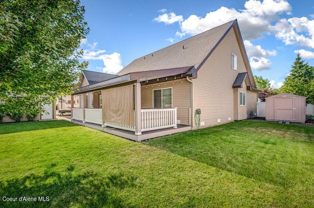 2518 W Berkley LN, Hayden, ID 83835
