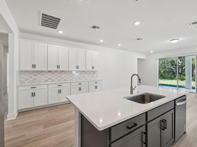 120 FORESTHAVEN STREET, Ormond Beach, FL 32174