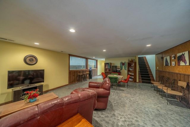 21168 Klein Road, Detroit Lakes, MN 56501