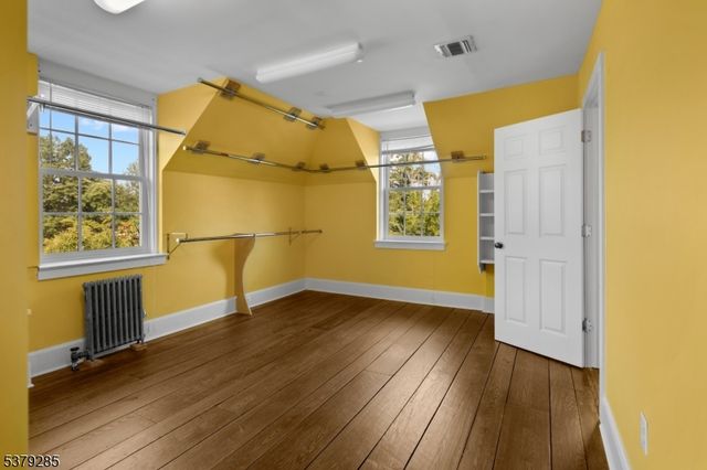 49 Liberty Corner Rd, Bernards Twp., NJ 07931