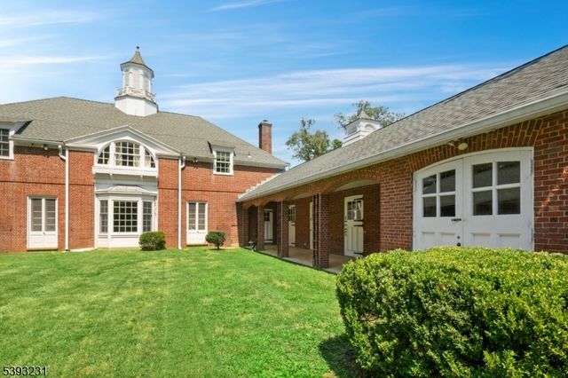 49 Liberty Corner Rd, Bernards Twp., NJ 07931
