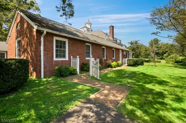 49 Liberty Corner Rd, Bernards Twp., NJ 07931