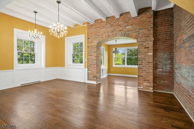 49 Liberty Corner Rd, Bernards Twp., NJ 07931