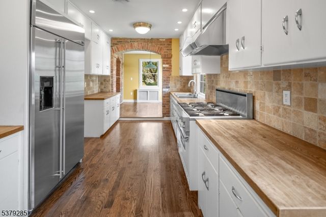 49 Liberty Corner Rd, Bernards Twp., NJ 07931