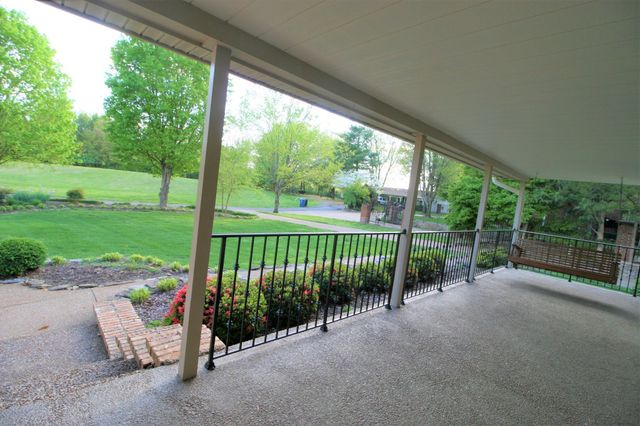 3569 Carothers Pkwy, Franklin, TN 37067