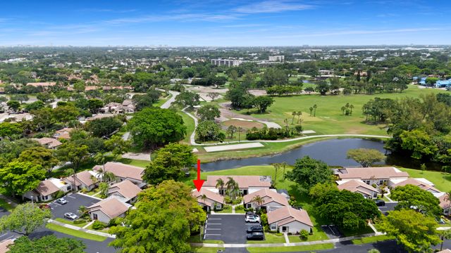 3018 Lakeshore Drive, Deerfield Beach, FL 33442