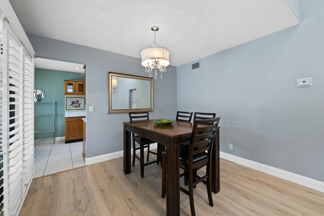 3018 Lakeshore Drive, Deerfield Beach, FL 33442
